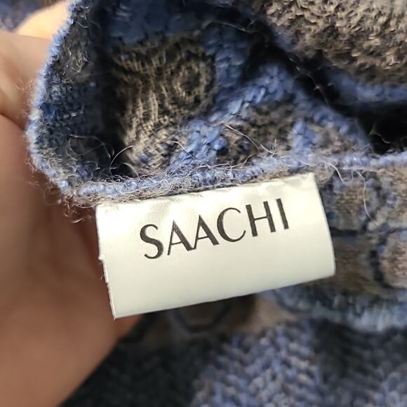 SAACHI wool blend scarf/wrap - Picture 6 of 8